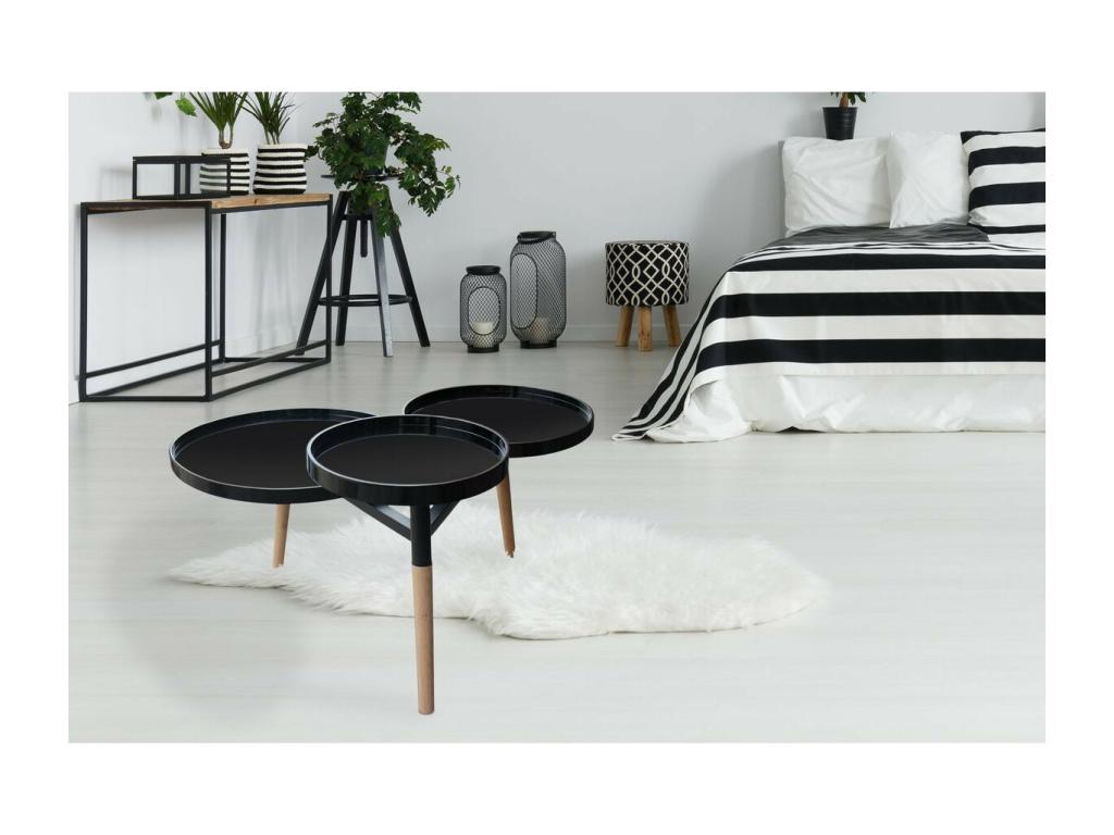 Doucezen Decorative Side Table 86cm Black